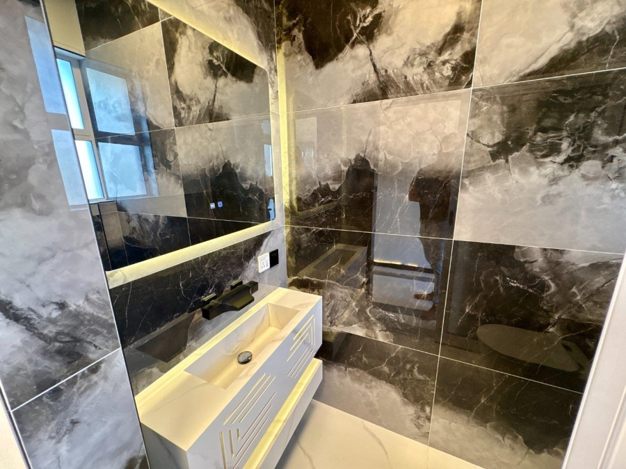 4 Bedroom Property for Sale in Sandown Western Cape